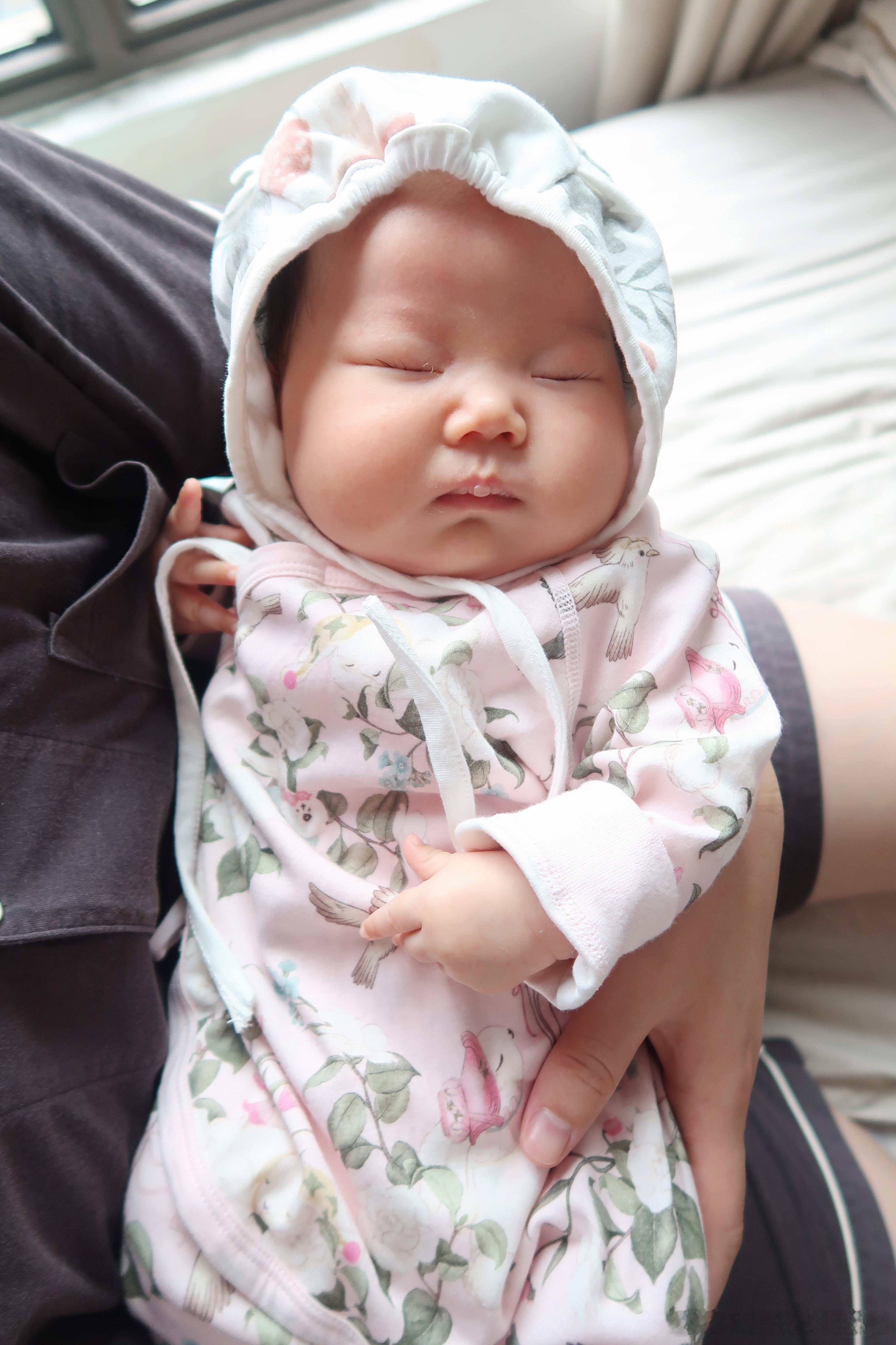 戴上帽子好乖呀#西瓜瓜瓜瓜瓜# ​​​