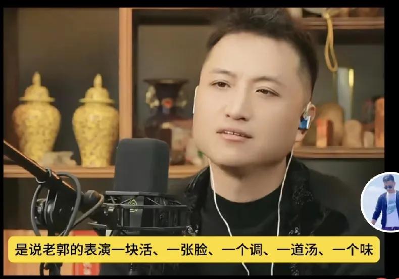 竹马课代表绝对不是一般的观察和评论水平。他文质彬彬，见多识广，分析问题见解独到，