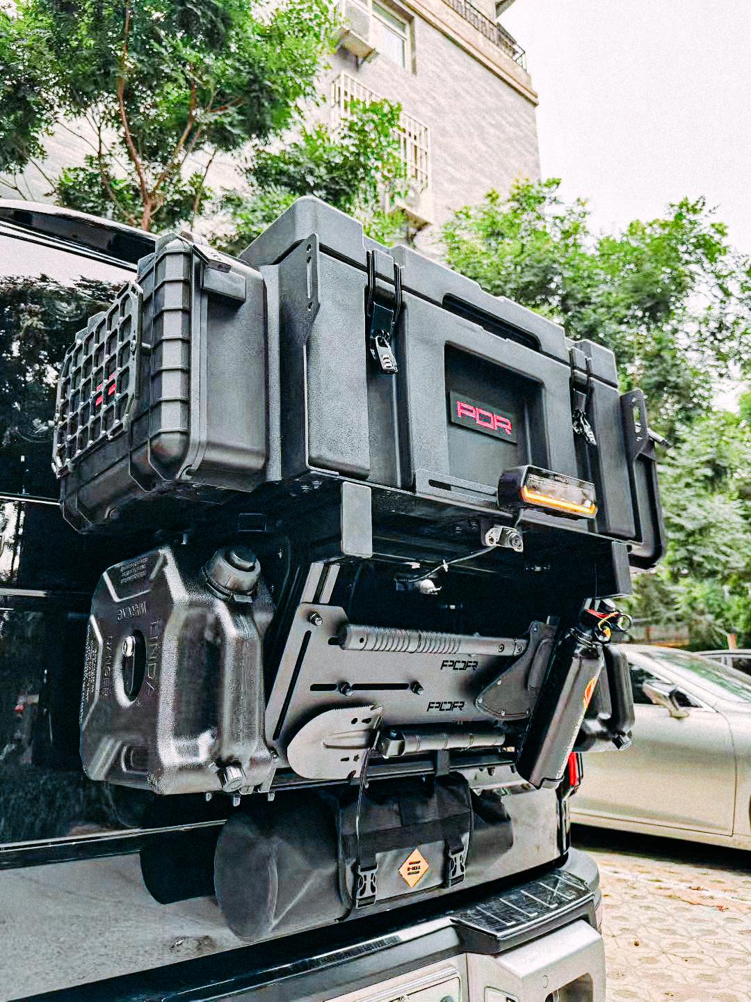 没想到自己设计的产品在方程豹上能这么帅。