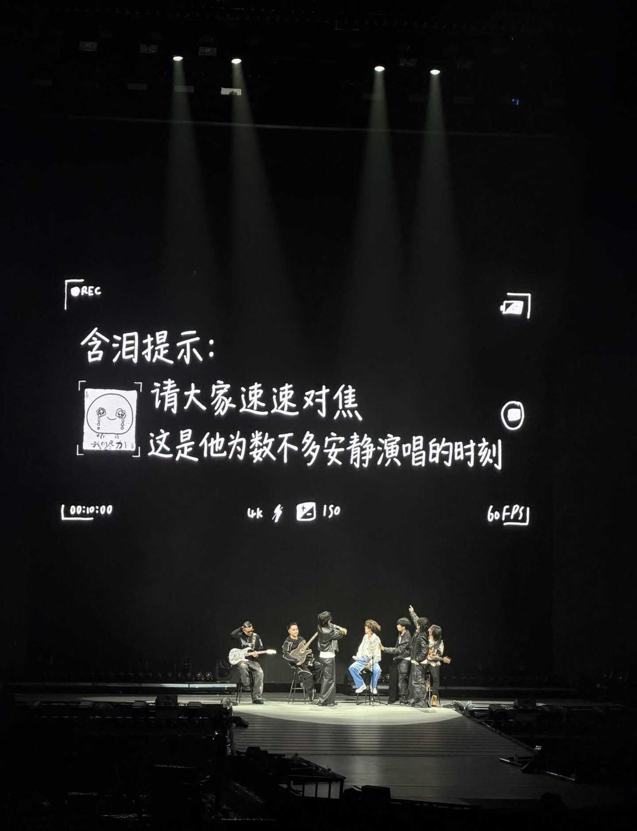 可可爱爱的提示
可爱小鹭身边都是可爱的人🩵🩵
鹭卓 路卓豪 心动记鹭本 鹭卓