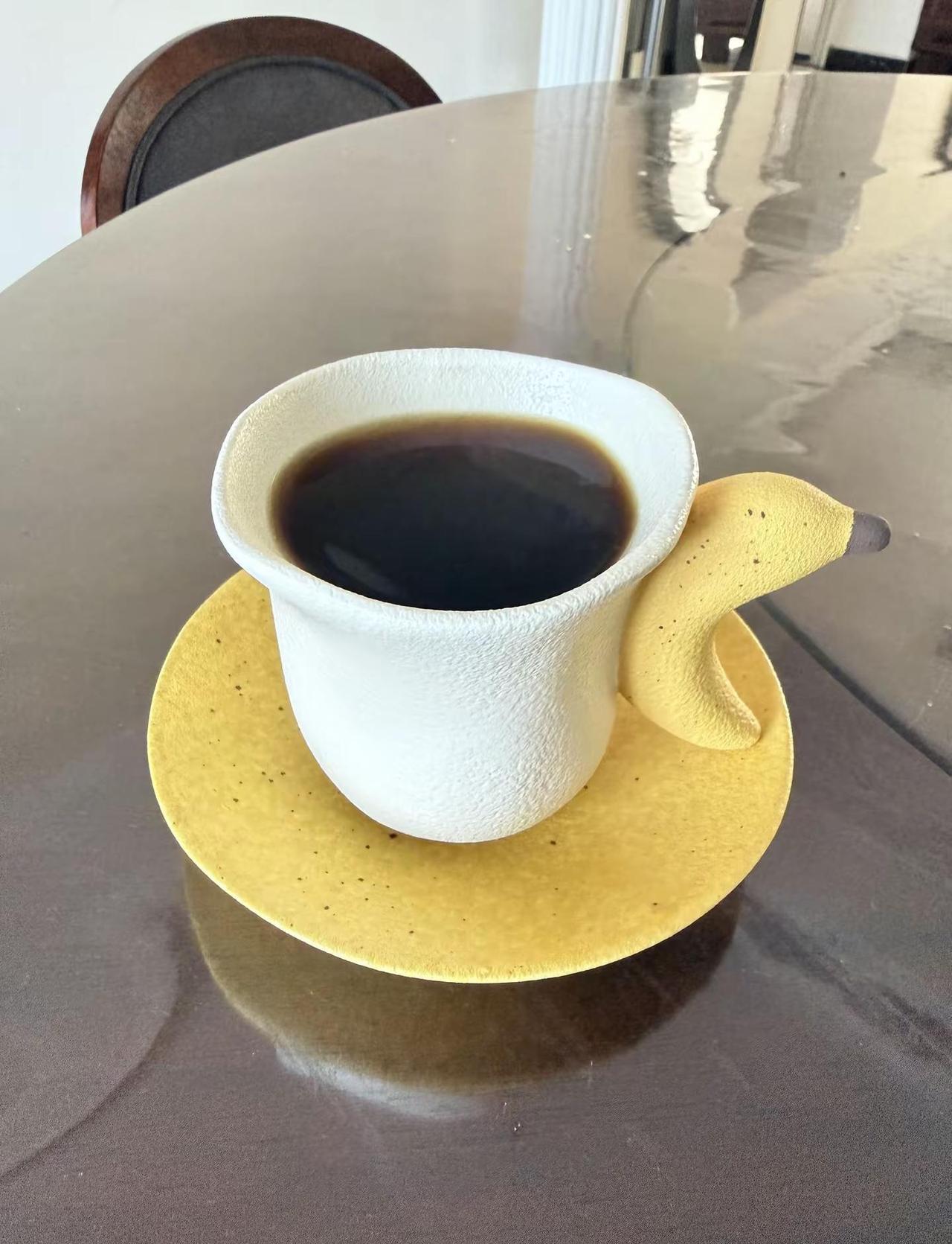 或许短暂，或许难堪，或许本该这样。       高饱和的今天！