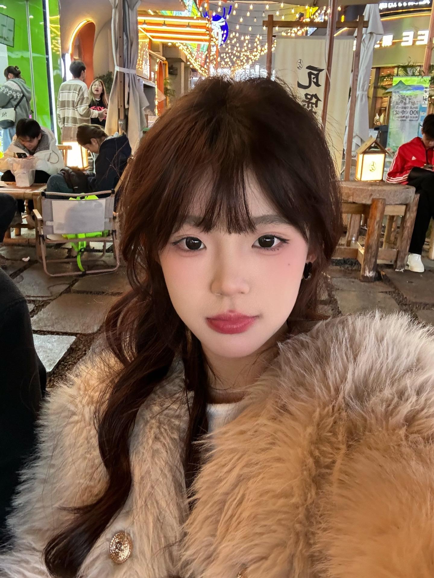 我终于可以大声的说 我很幸福。