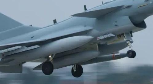 破案了原来还是我们的老相识，只不过是配重训练弹而已。反正不是什么miniYj21