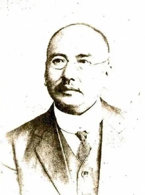 香港武打巨星洪金宝许多人都知道，但许多人不知道洪金宝的曾祖父叫洪述祖，是个影响中