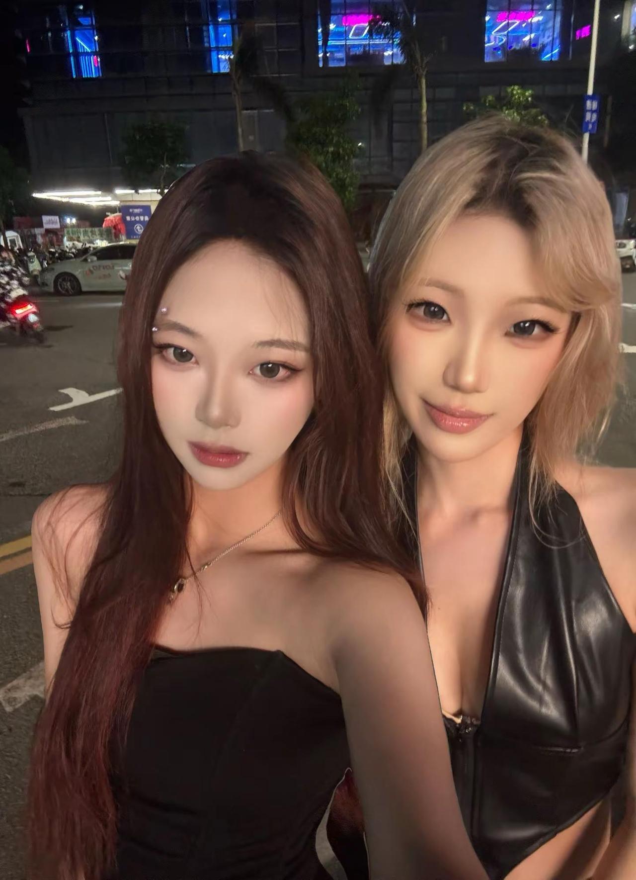 这是我以闺蜜的名义陪在她身边的第八年了twins 双子星 fitcheck fy