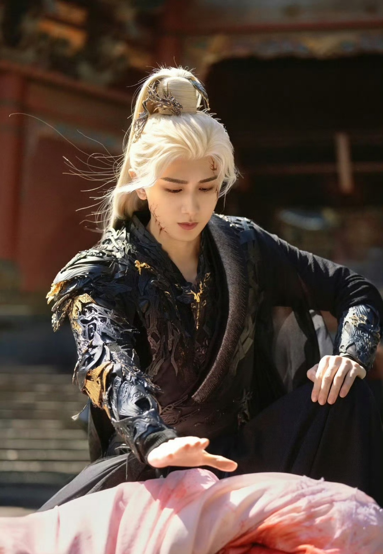 成毅天地剑心戏份截至目前，《天地剑心》的云包场ie在扛，角色热度也是ie在扛，周