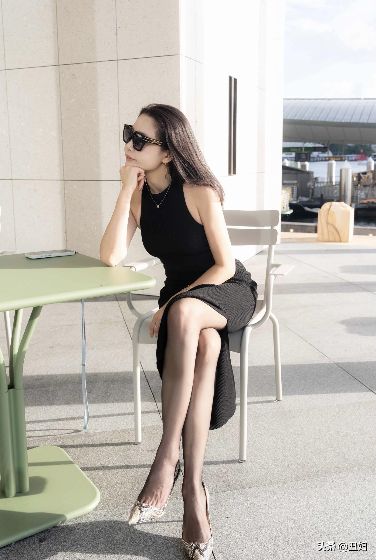 不过，有的女人徒有优雅的外在气质，却心胸狭窄，遇到点事儿就暴跳如雷。而真正有气度