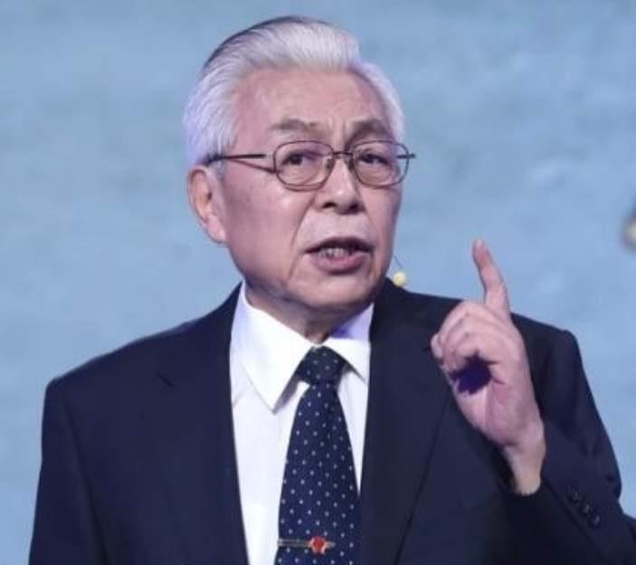 为什么都争着登月呢？就这么说吧，要是中国能在月球上架激光武器，只需要1.3秒就能