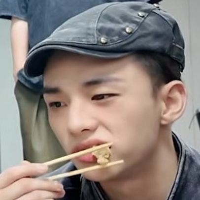 笨笨 ​​​