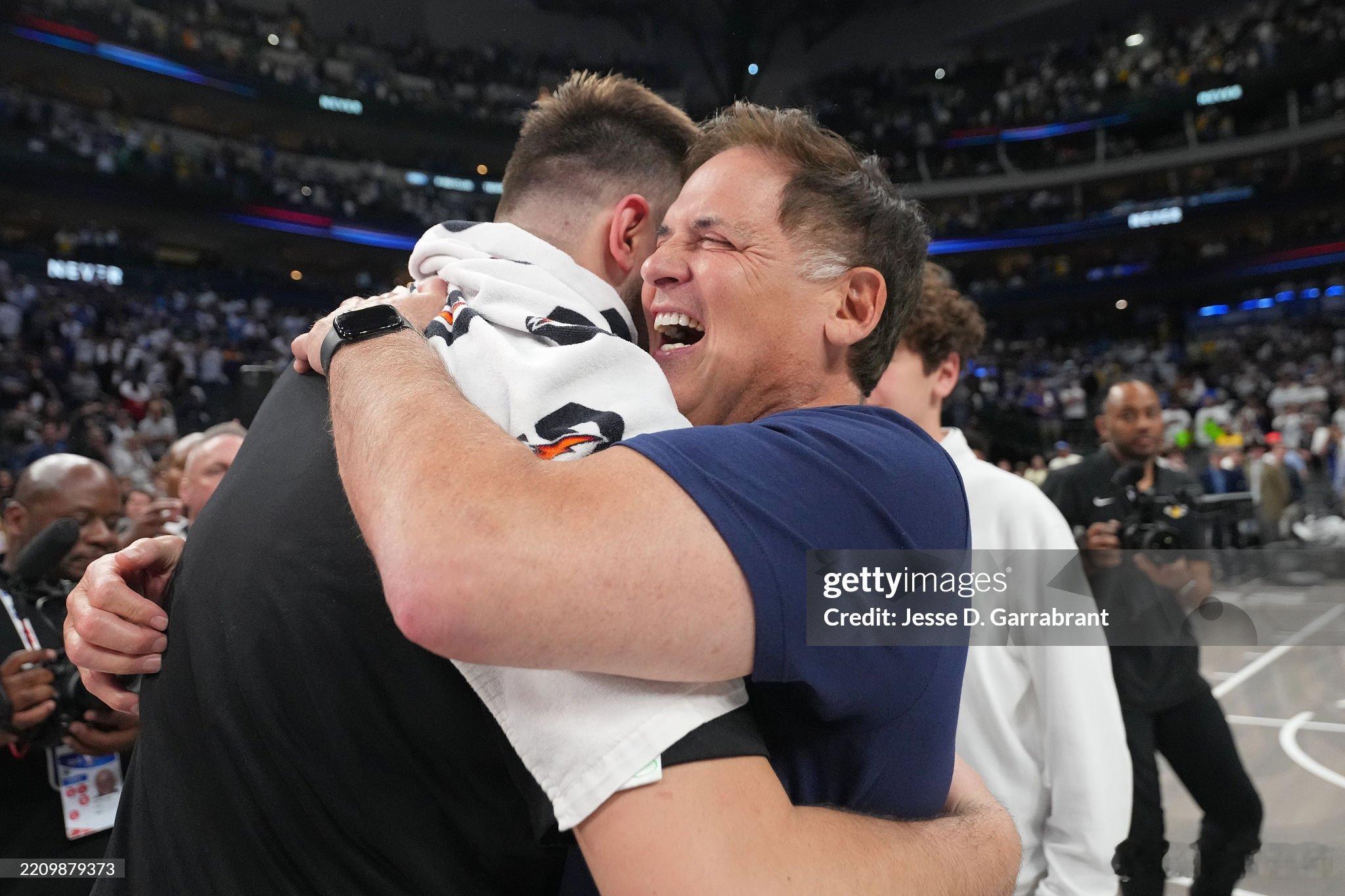 库班接受采访。“我以为哈里森只是在考虑交易东契奇这件事，后来我才发现事情已经定了