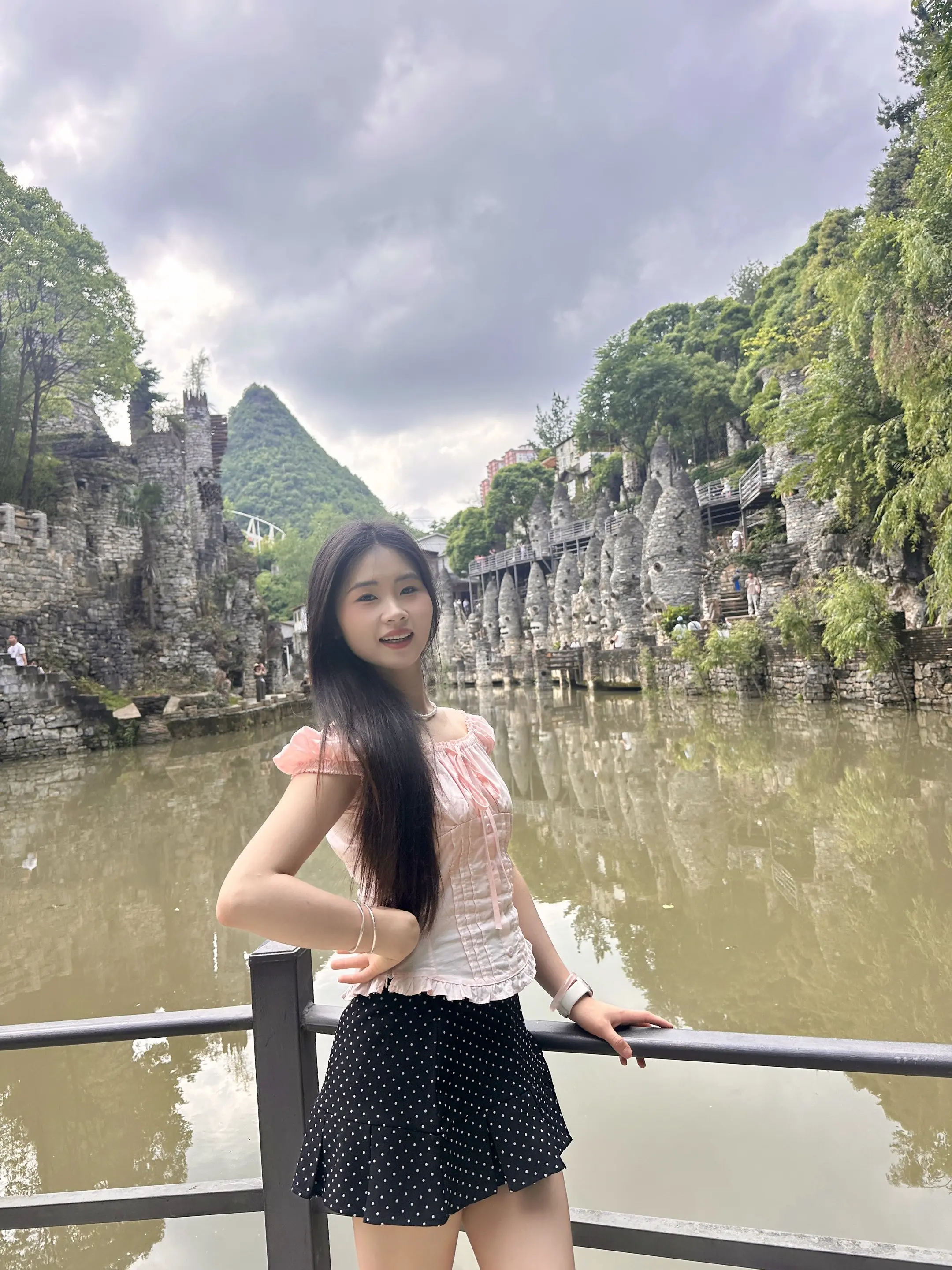 不管是谁，他敢敲碎你的碗，你就要砸烂他的锅。敢触碰你的底线，你就要表明...