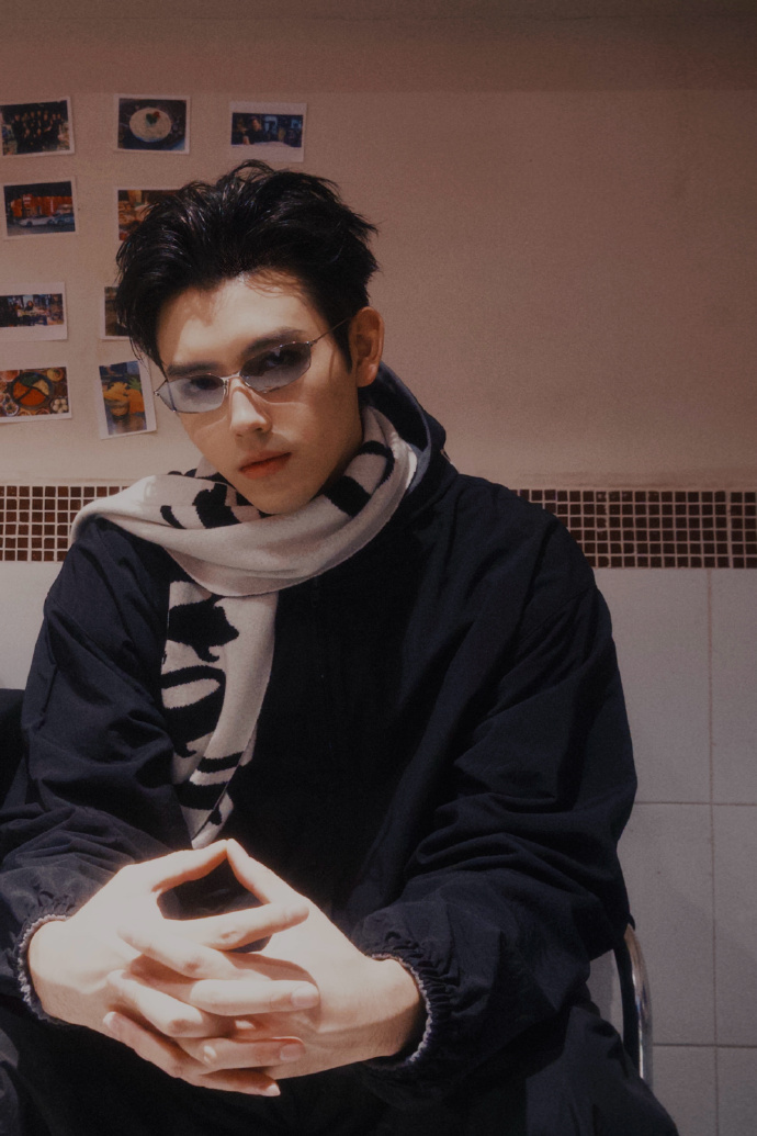 陈飞宇新年的第一波自拍营业