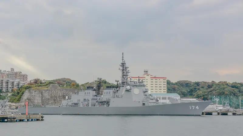 日本“鸟海”号驱逐舰在美完成了大动作。据日本防卫省3月27日消息，“鸟海”号已完