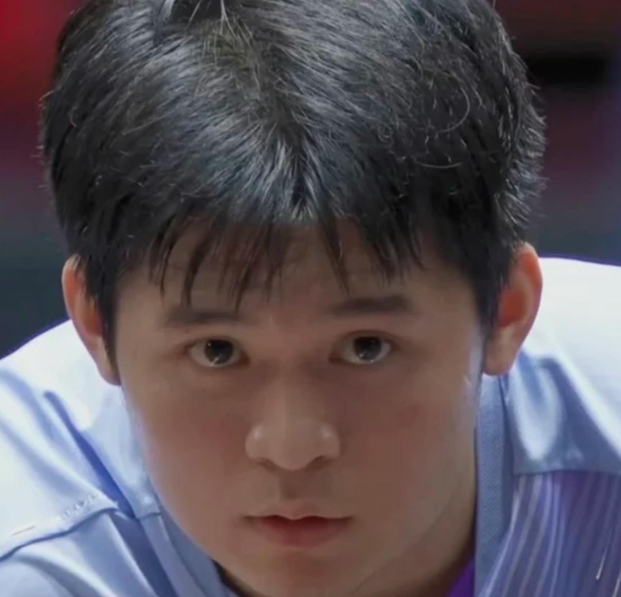 还记得16岁赢樊振东的那个小孩吗？还记得2021年那个夏天，才16岁的林诗栋，把