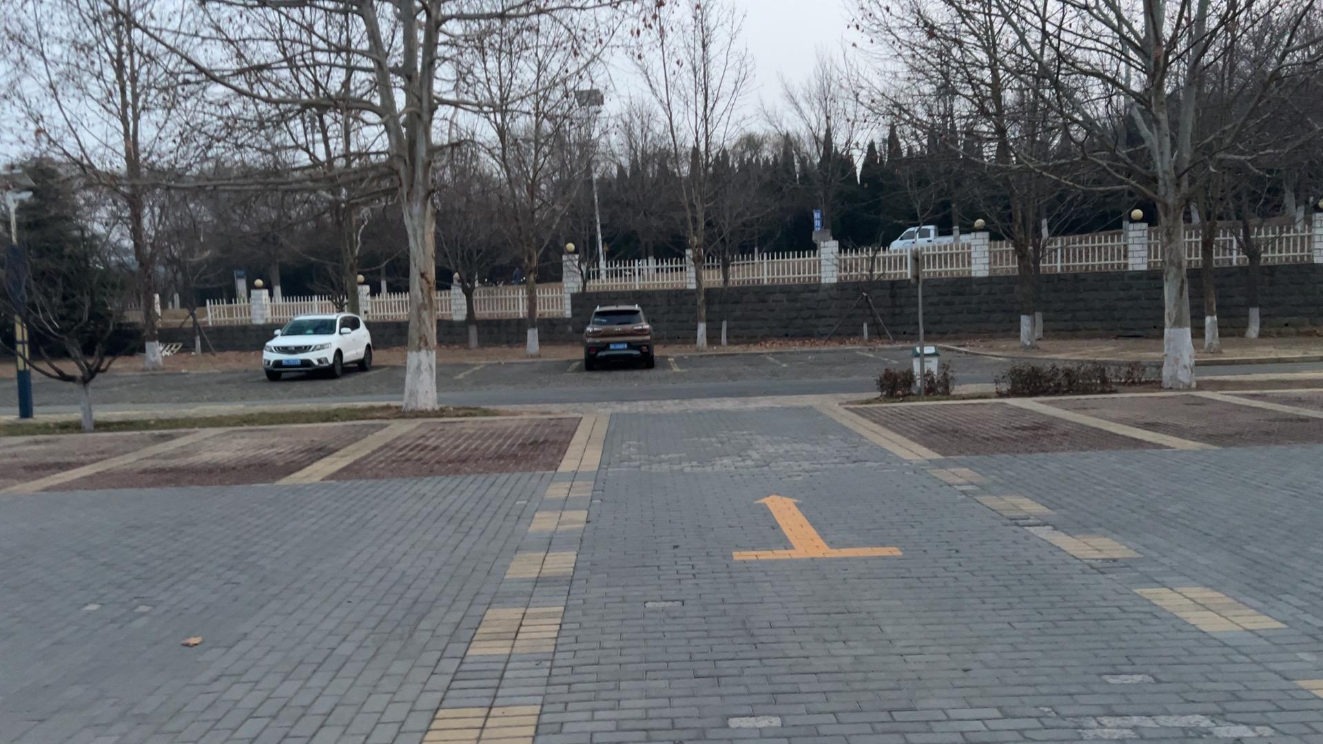 18:00，下班，下班。