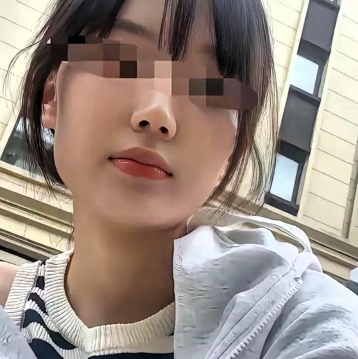 郑州这姑娘真让人服气。

就上个月的事儿。她月薪四千二，交完房租剩两千多，买件卫