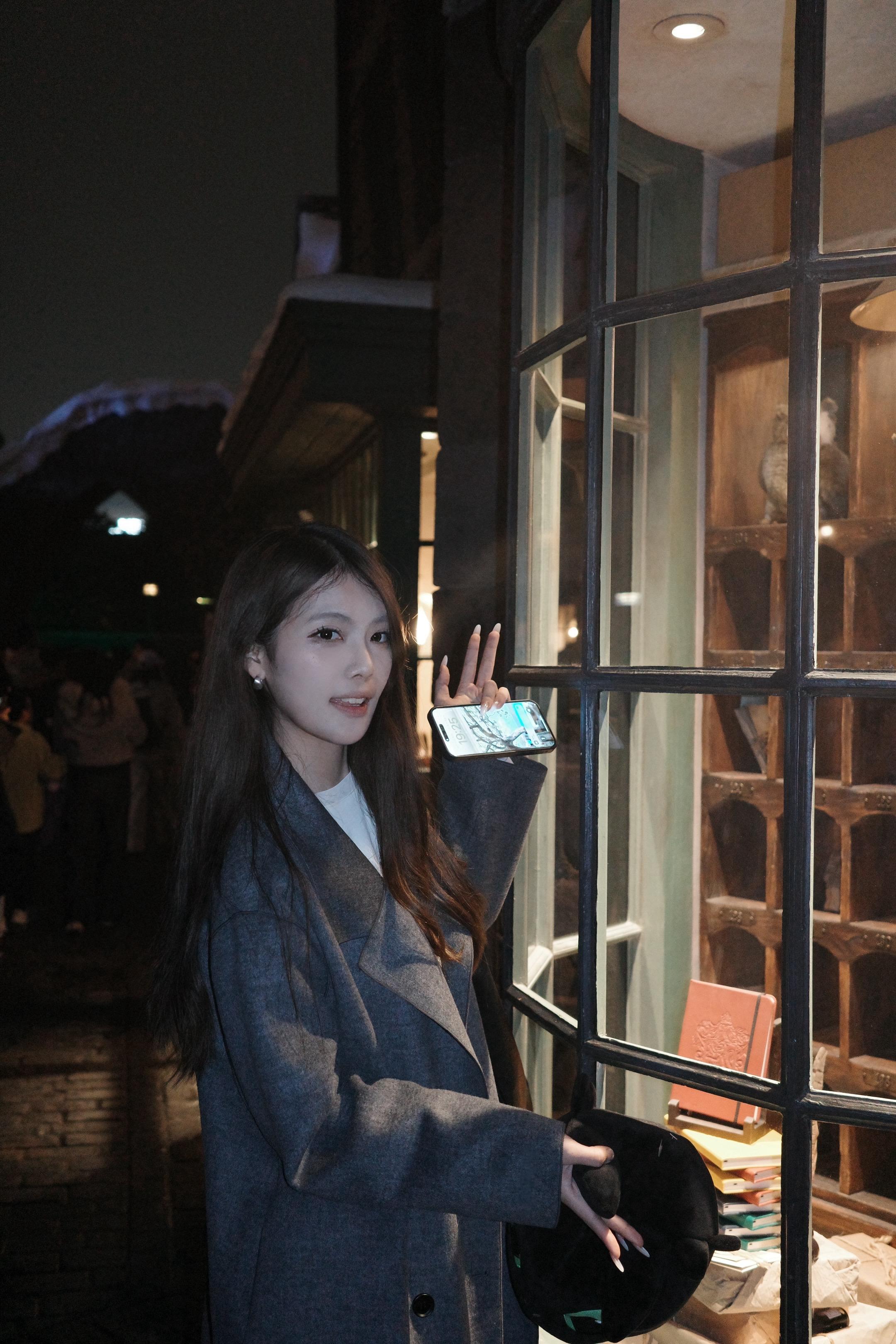 请你再靠近我一点点