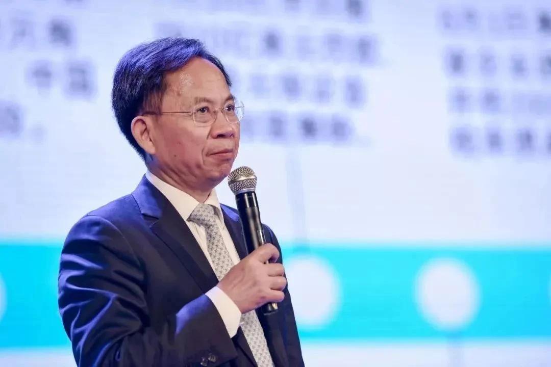 经济学家邱晓华：房地产这个经济支撑因素如今成了拖累，反过来又影响了房地产！

4