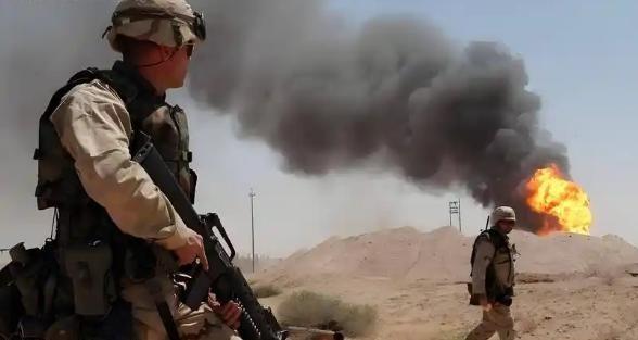 美国打伊朗，将会出现两个结果！其一，如果美国最终打服了伊朗，那么美国的威信将彻底