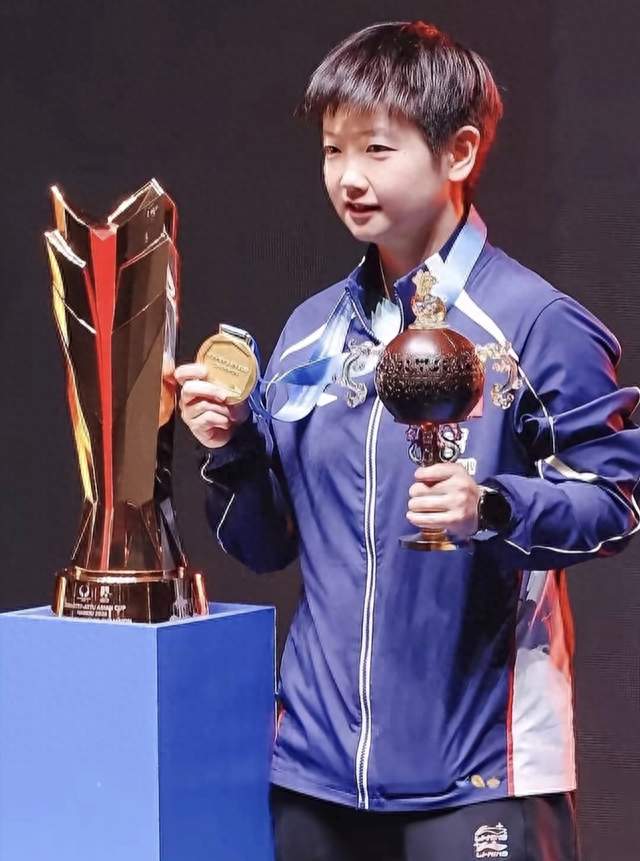 国乒内部曝出良心真话！孙颖莎荣誉早已拉满，唯独留遗憾静待圆梦