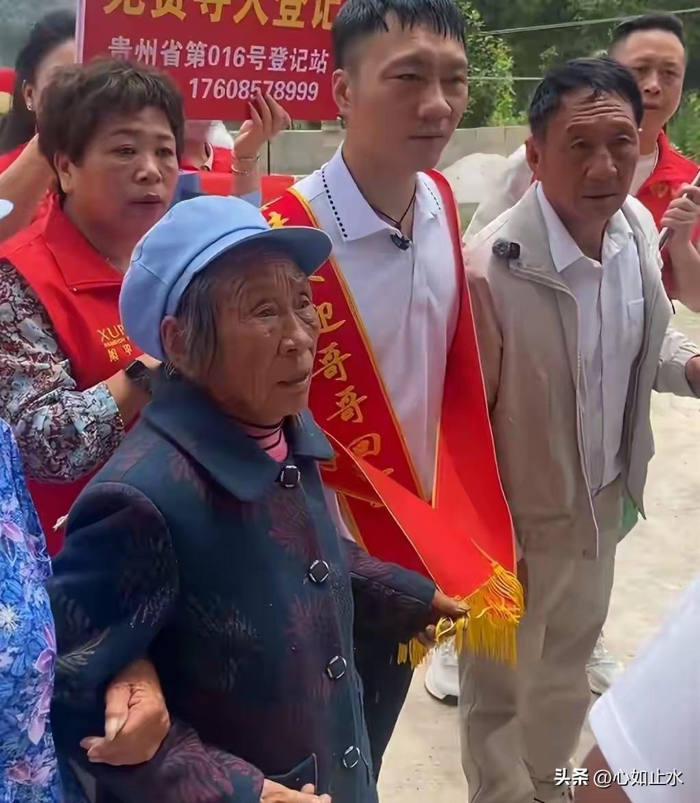 不少网友会有一种固有印象，DNA匹配认亲，就是一个苦难故事的句号。但现实往往并非