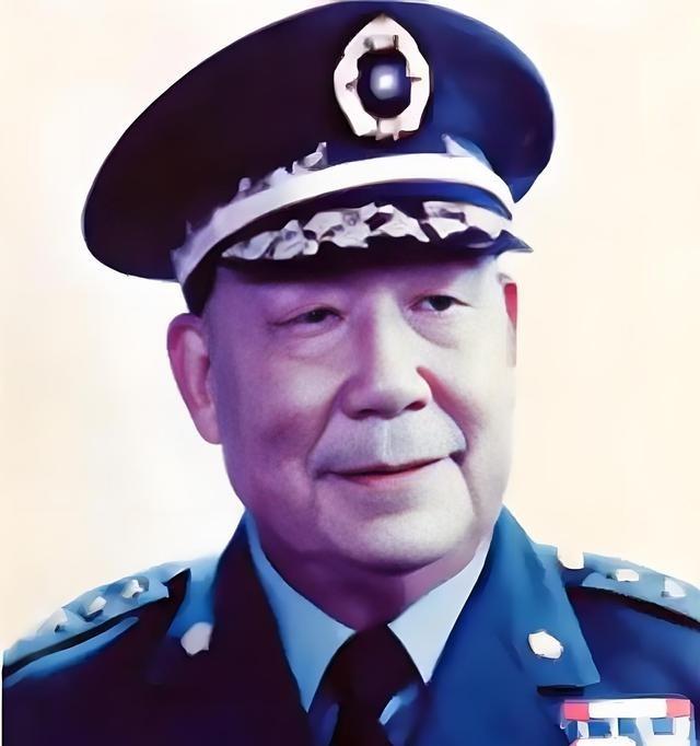 1949年，蒋介石下达撤离青岛的命令时，同时要求彻底破坏城市所有工业设施和港口设