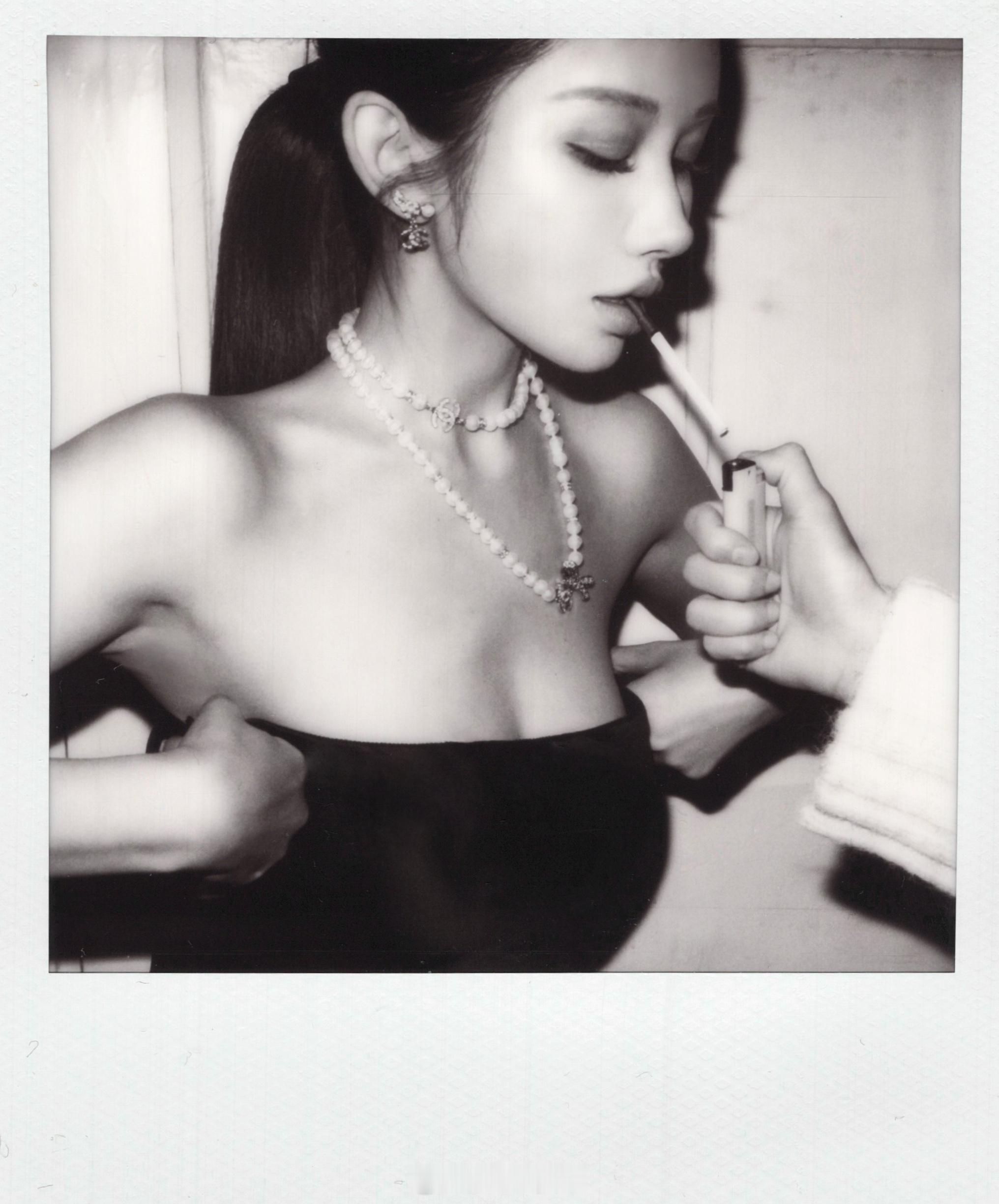 polaroid🖤一组叛逆黑白胶片 