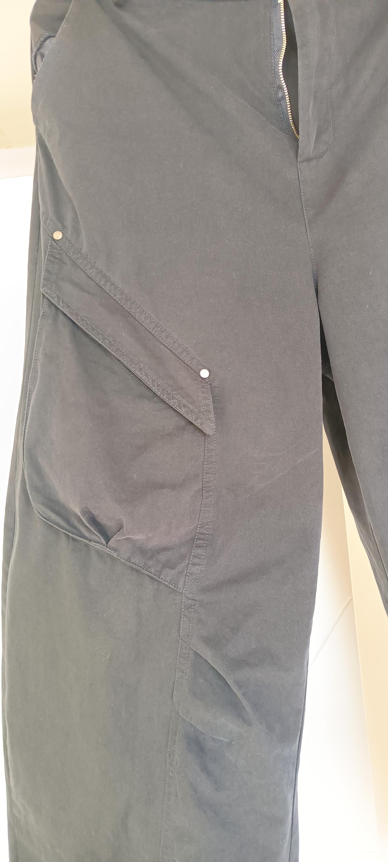 晾晒衣服也有窍门，您会吗？
我开过洗衣店，原来都用那种蒸汽熨斗，习惯了，啥衣服都