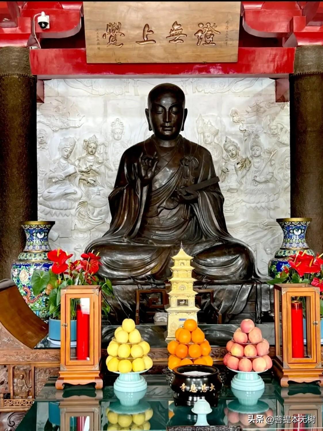西安大慈恩寺｜一生西行，万古玄奘
来到大慈恩寺，站在玄奘法师造像前，才真正读懂什