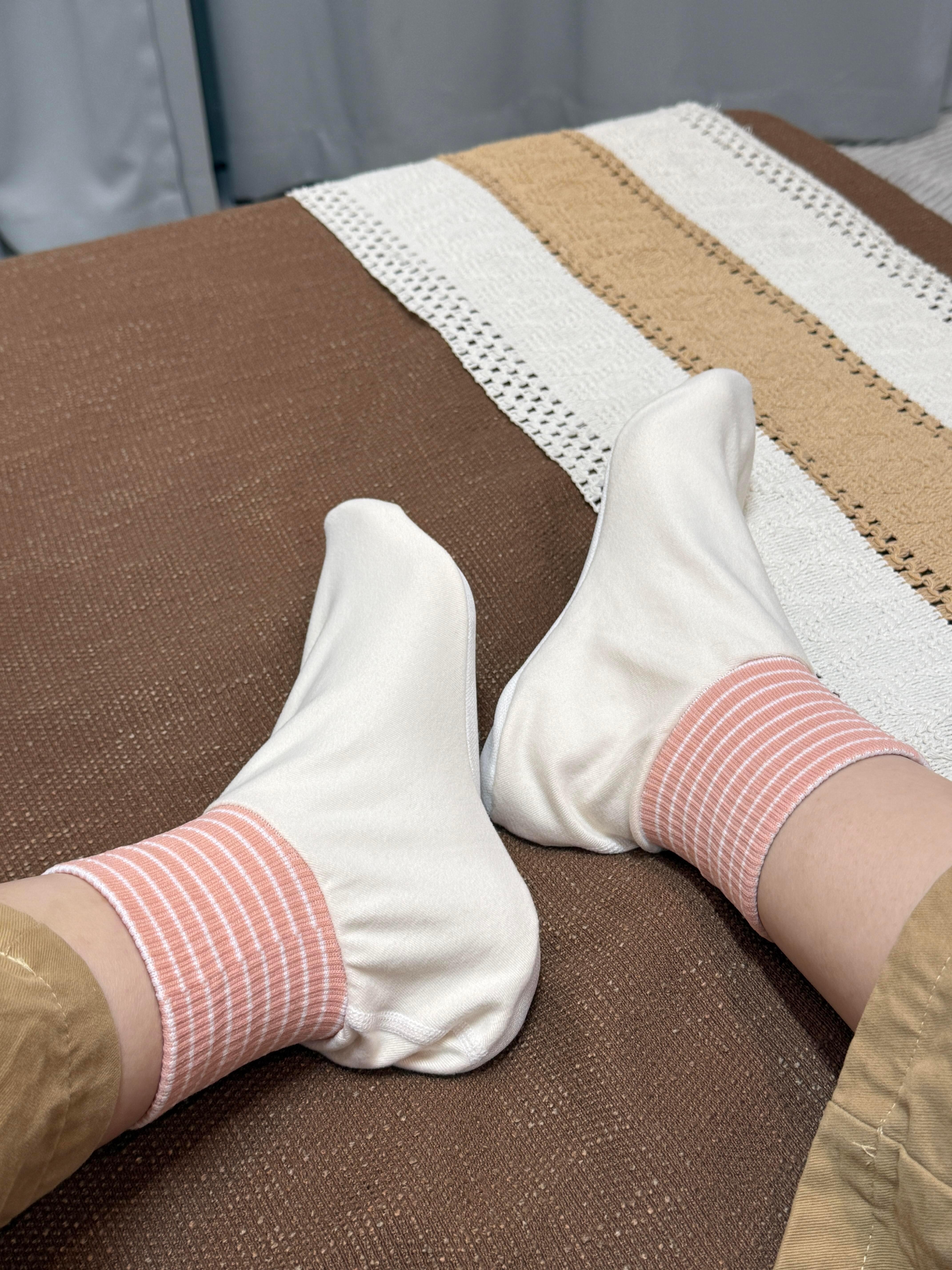 中医：穿袜子睡觉能引火下行 补阳气！冬天脚总是凉，根本捂不热🥶看了中医说穿袜子