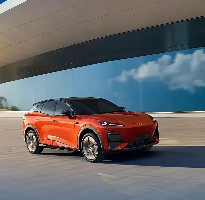 深蓝S07华为乾崑长续航版上市深蓝S07华为乾崑长续航，充电快，配置豪华舒适，全