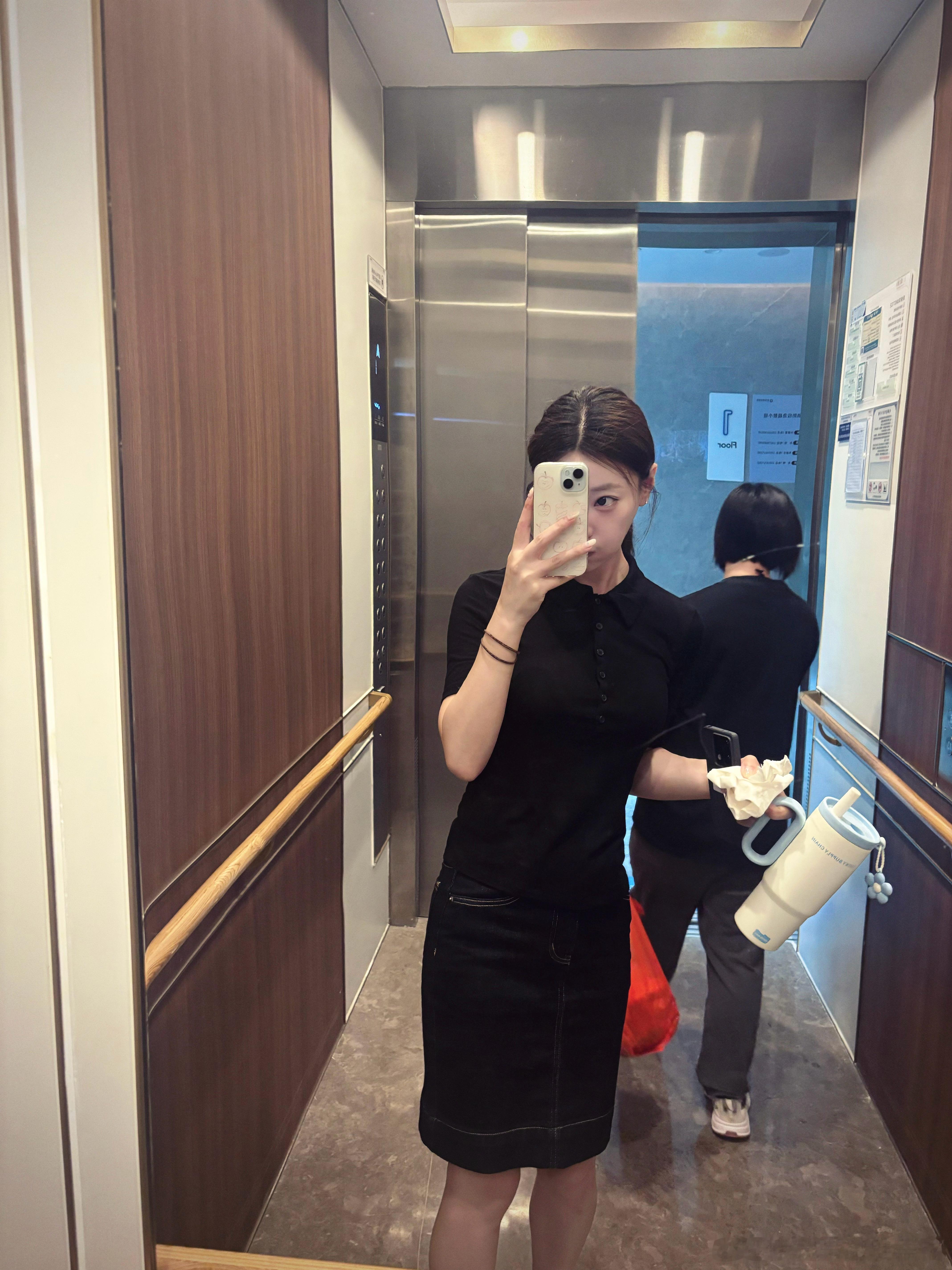 下午有活动 穿这个可以吗老铁们 