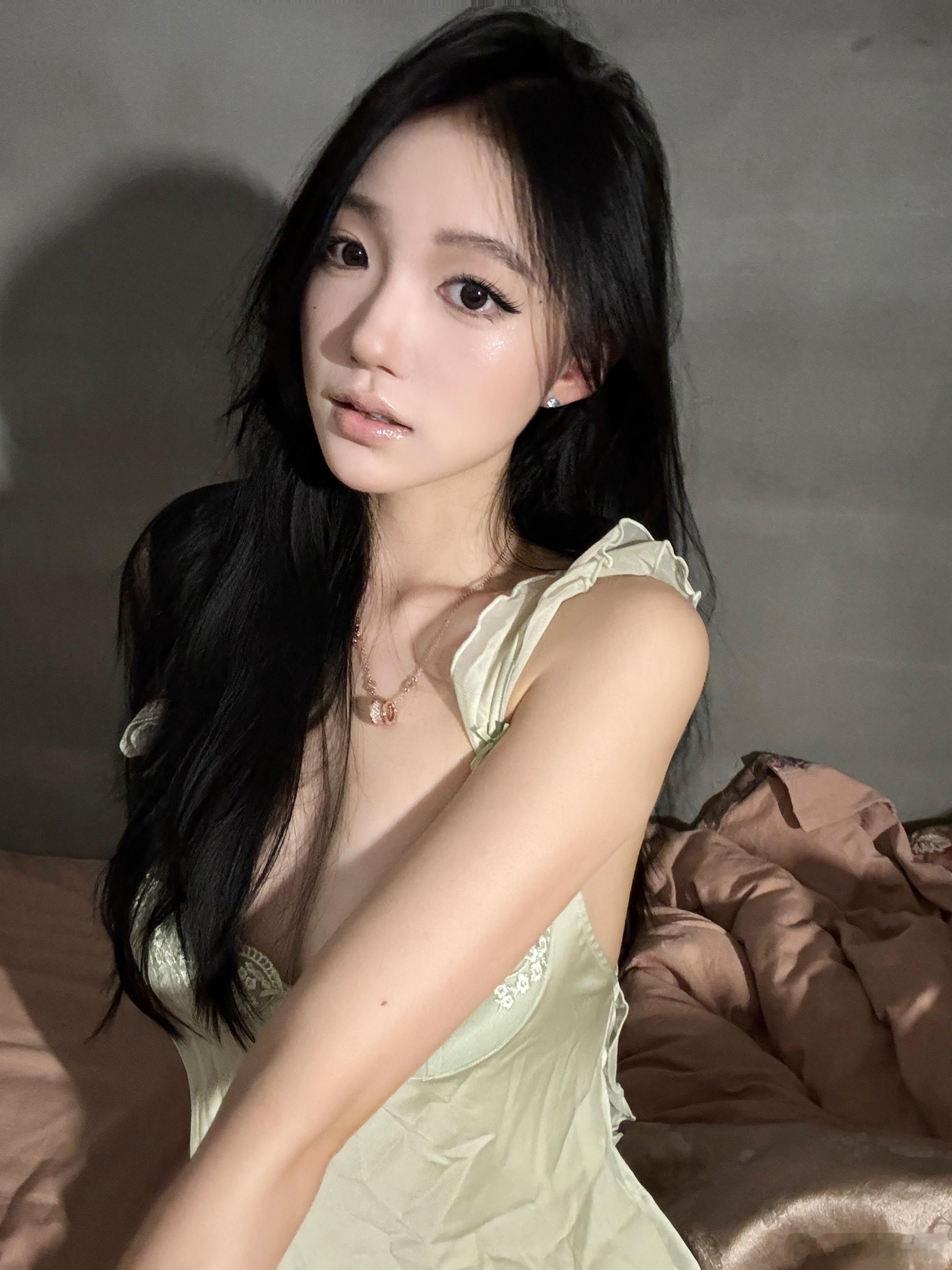 耵着我的那几秒你是属于我的 ​​​