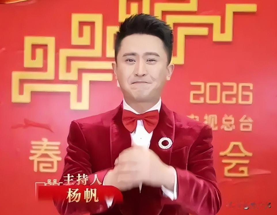 在央视工作19年，连续6年主持零下几十度的春晚分会场，撒贝宁却连他微信都没有。