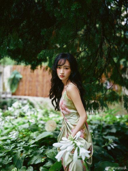 黄婷婷生日会存档黄婷婷快乐与回忆会永久存档晚风与爱意相伴，黄婷婷生日时刻，美好永