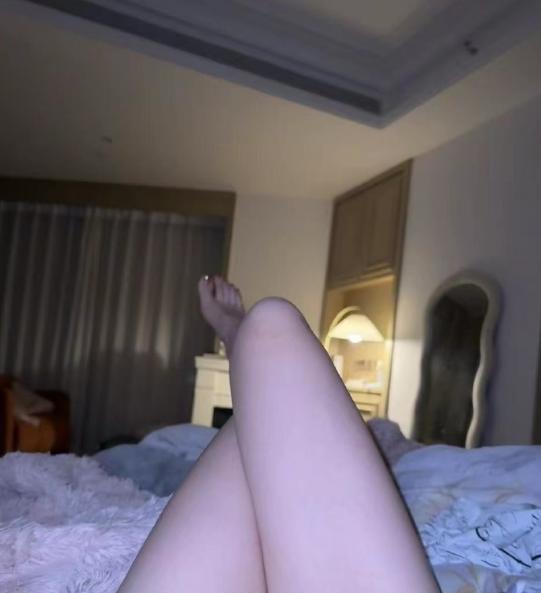 人设彻底崩塌！网红精致富家女滤镜碎了一地，近期司晓迪完整聊天记录流出，其主动私发