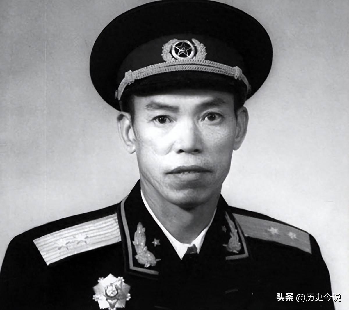 1967年邓华遭难妻子求救，梁兴初怒怼副政委：动老红军，你先掂量！
 
阅读此文