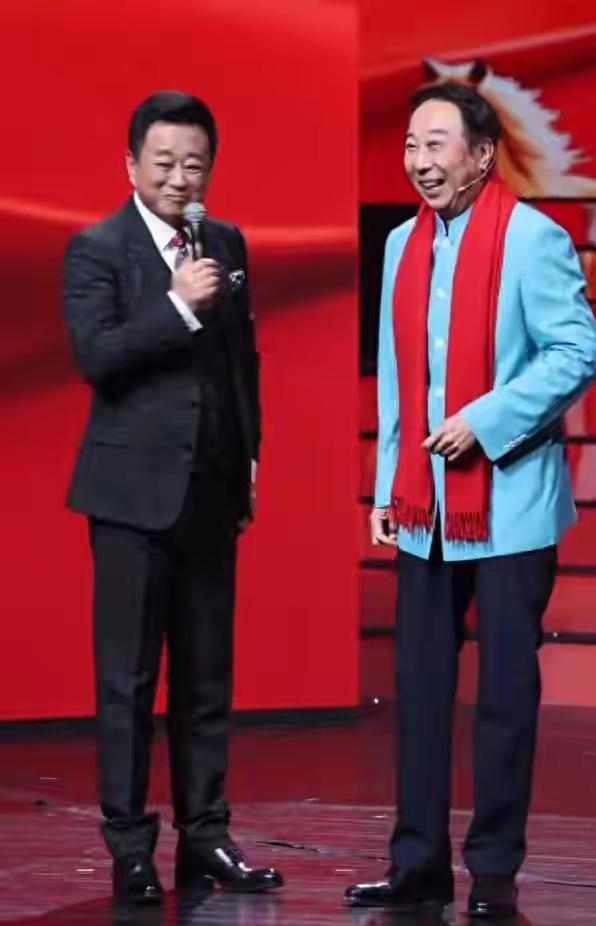 无论是陈佩斯朱时茂还是赵本山，都是深植于老百姓心目中的春晚明星，也是值得全国敬仰