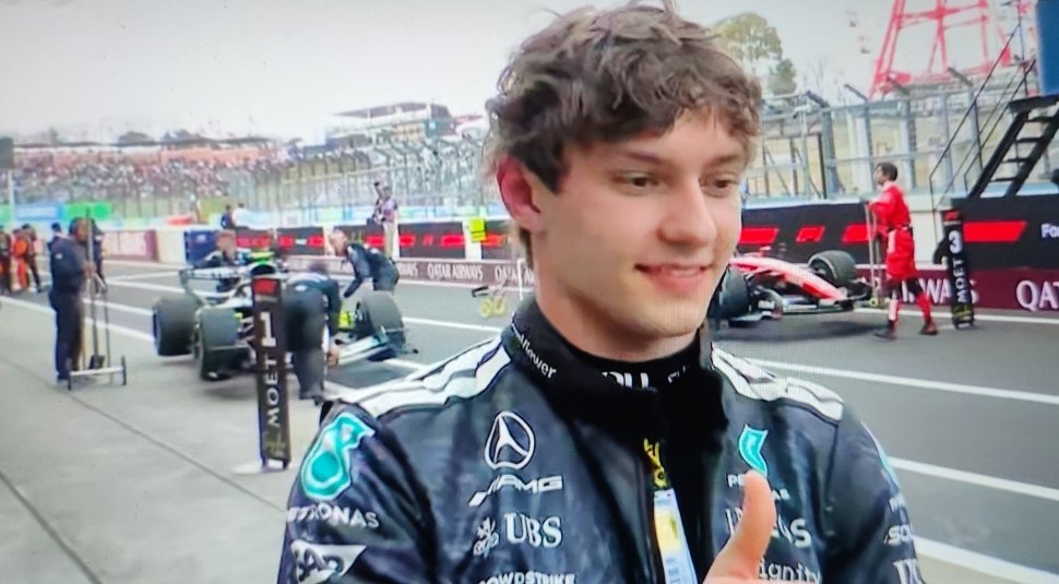 F1安东内利夺得F1日本大奖赛的冠军，皮亚斯.特里第二，勒克莱尔第三。 