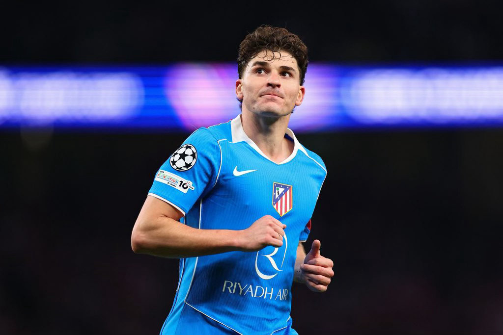 🚨辟谣 阿尔瓦雷斯的经纪人否认今日早些时候关于小蜘蛛家人在巴塞罗那地区看房的报