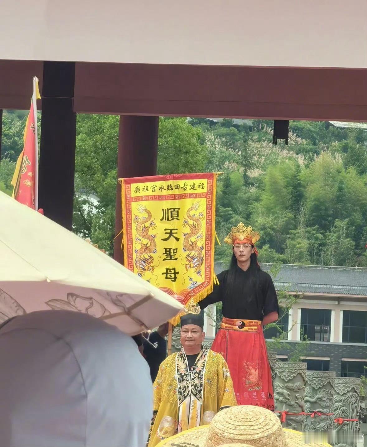 卜凡 出道是为了入道 咋记得他是青岛的来着，不会是在崂山当道士吧？[允悲] ​​