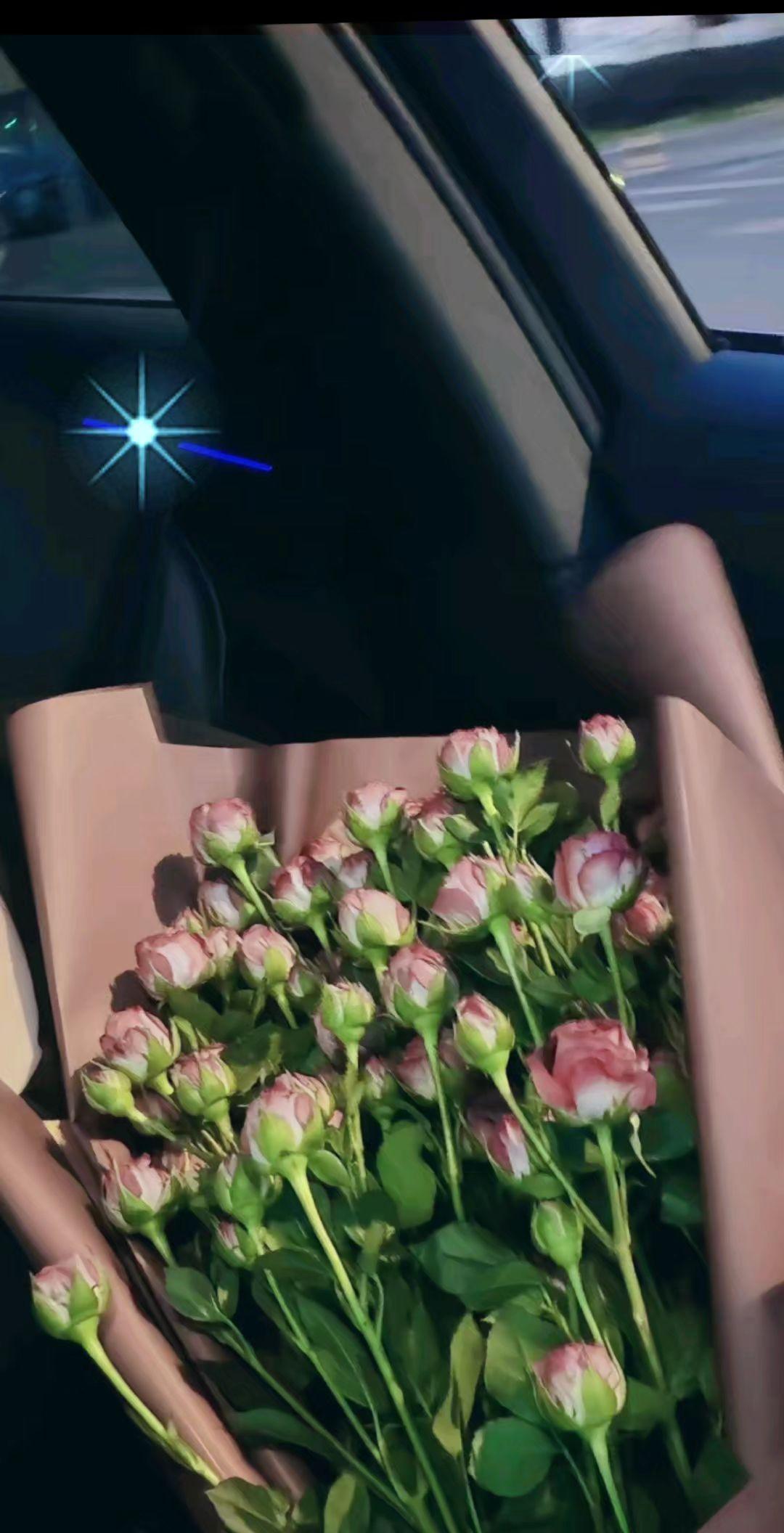 喉咙痛，独自等感冒自愈，无人问津 .孤独且悲伤又无奈…