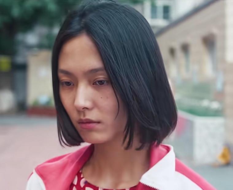 田浩认了，案子结了。
可水塔里那抱得死紧的两个人，早就把命缠在了一起。
孩子七岁