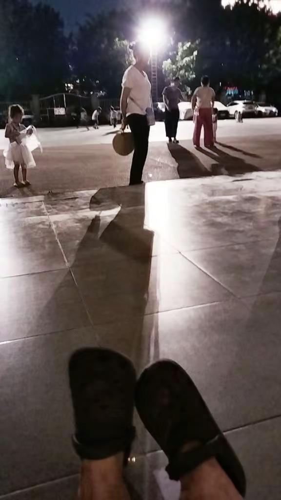 刷到这几句话觉得挺好看透了一定会幸福都看看把女性困在柴米油盐的方寸里折断她的翅膀