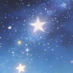 晚安心语 摘颗星星送给你，宝。把银河的温柔揉成星光，铺满你往后的每一段路。愿你眼