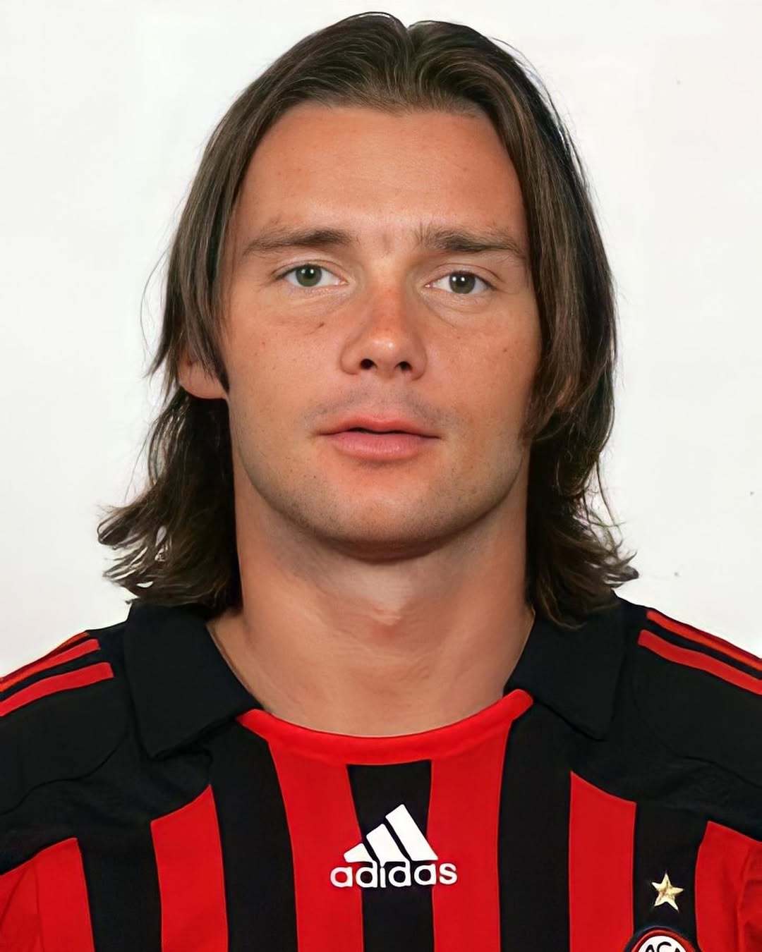 【祝福】 🔴⚫️米兰传奇名宿扬库洛夫斯基🇨🇿生日快乐。🎂🎂🎂semp