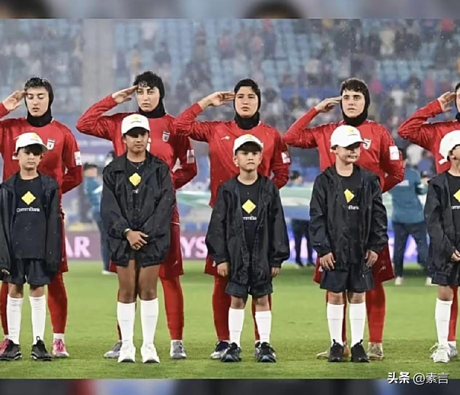 别让狭隘言论，给全体中国人丢脸
 
看到伊朗女足为自由和尊严拼搏，本是让人肃然起