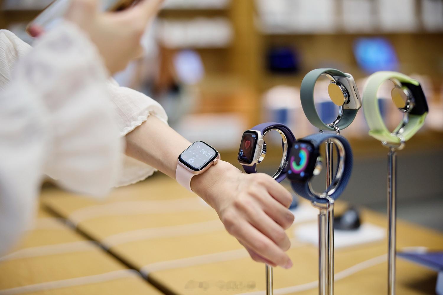 AppleWatch产品线重大调整  虽说今年的变化总觉得是“微调”，但明年的 