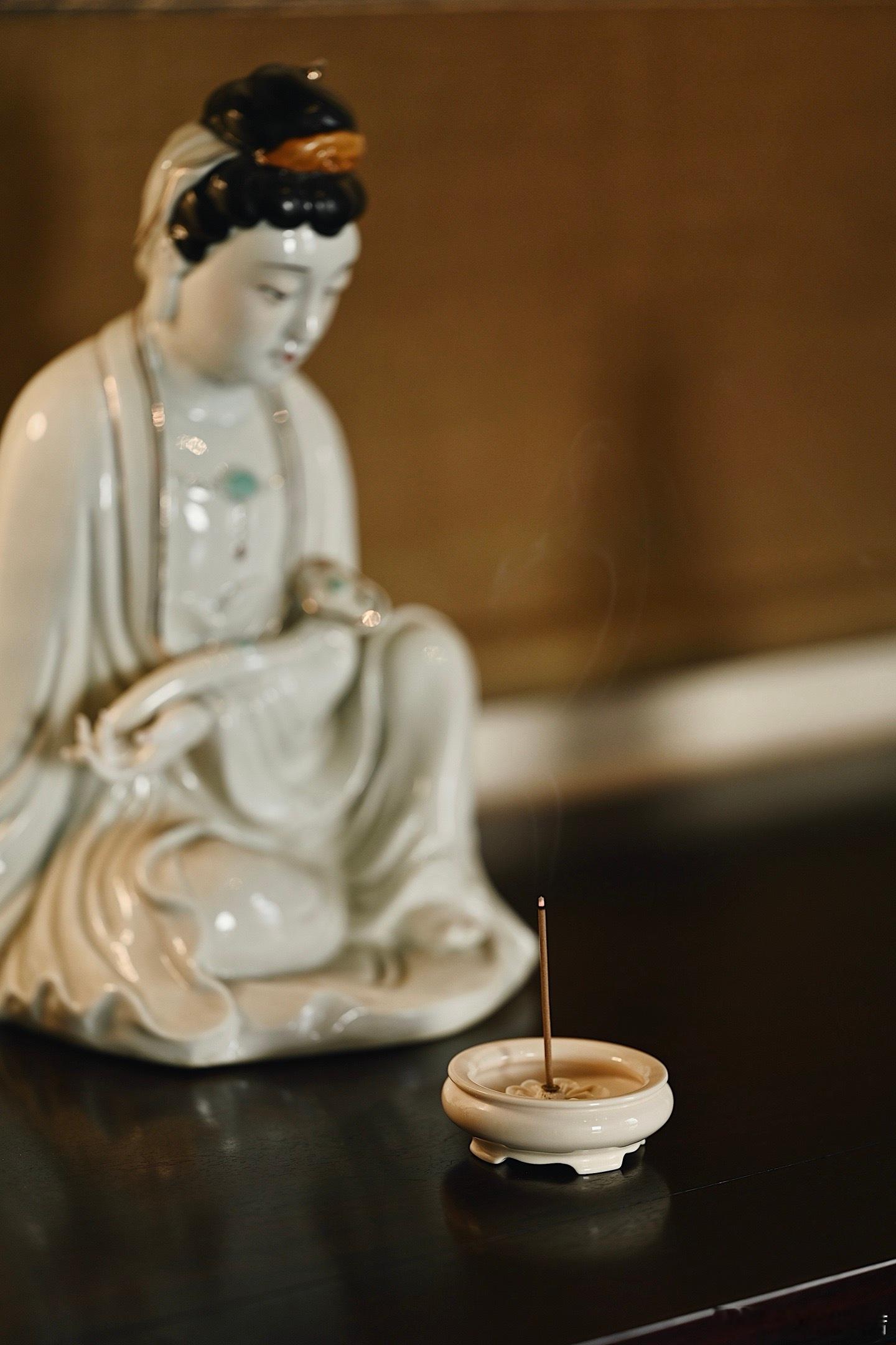知不足而奋进,望远山而前行——第3181天给您道·晚安晚安💤遇见艺术秦邑宝仓吃