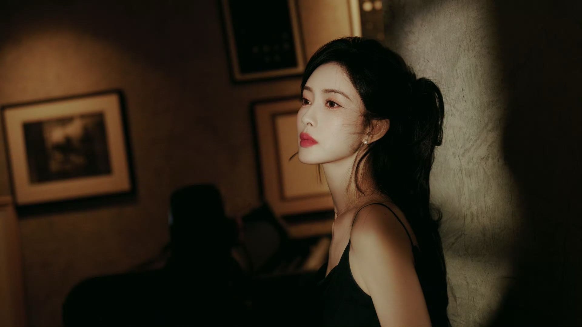 孟子义心疼被欺负的粉丝  孟子义对粉丝的好我们都看在眼里，希望孟子义能够越来越好